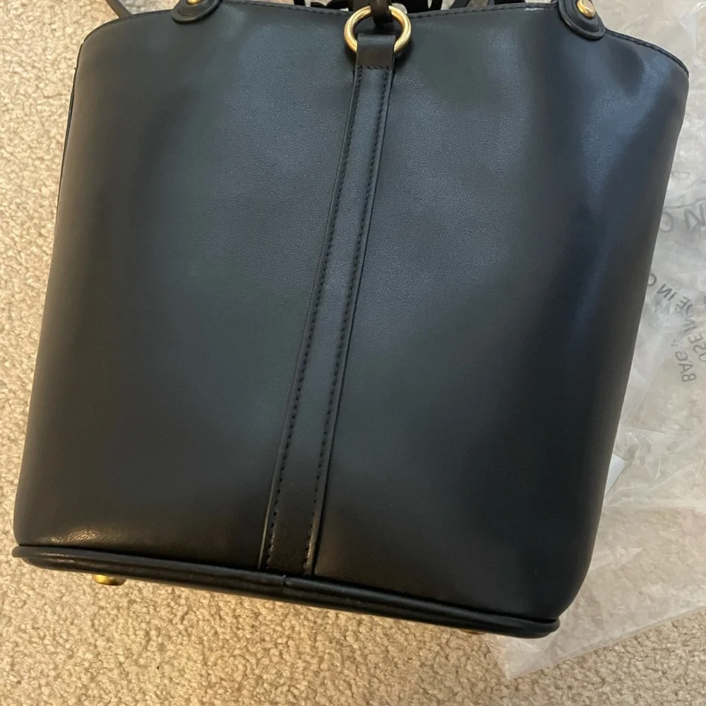 Tory Burch no handle pvc